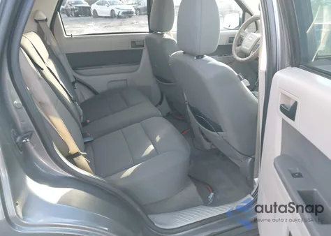 2009 Ford Escape Xlt from USA, damaged, VIN 1FMCU93G99KC68105